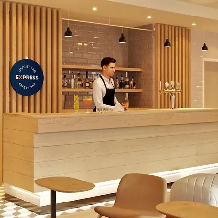 Express - Marne-la-vallee Val D'europe By Ihg 3*