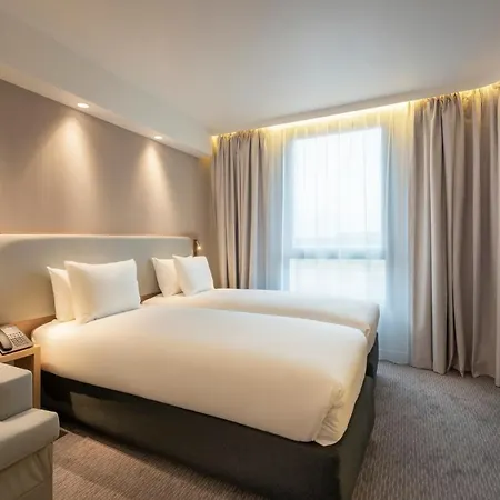Hotel Express - Marne-la-vallee Val D'europe By Ihg 3*