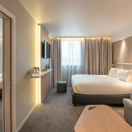Hotel Express - Marne-la-vallee Val D'europe By Ihg 3*